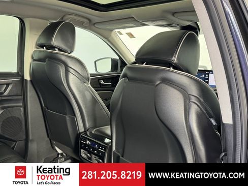 Used 2023 Acura MDX SH-AWD w/ Advance Package image 19