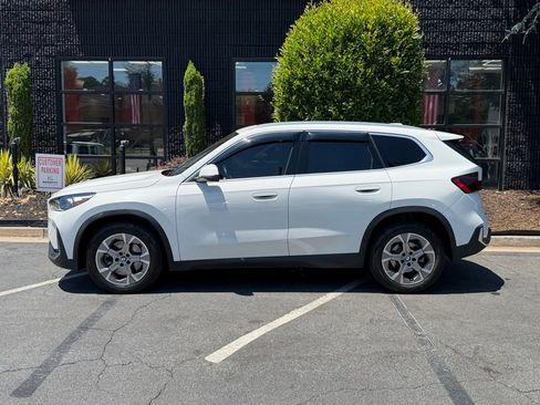 Used 2023 BMW X1 xDrive28i AWD/4WD image 9