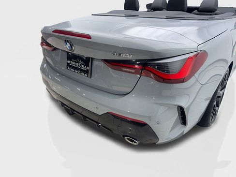 Used 2025 BMW 430i Convertible w/ M Sport Package image 18