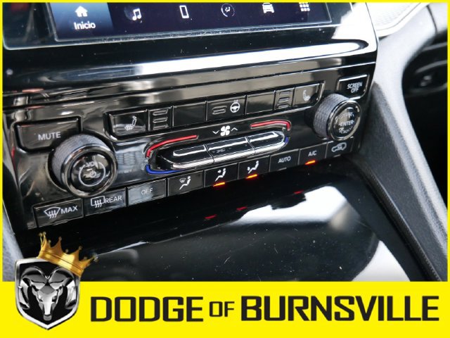Used 2024 Jeep Grand Cherokee L Laredo AWD/4WD image 21