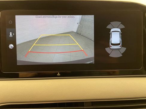 Used 2022 Hyundai Palisade SEL w/ Premium Package FWD image 14