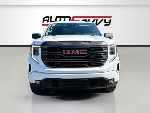 Used 2025 GMC Sierra 1500 Elevation AWD/4WD image 2