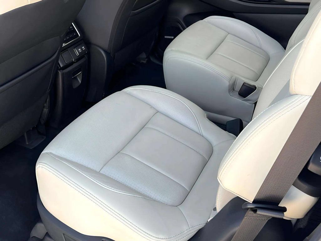 Used 2019 Subaru Ascent Limited AWD/4WD image 11