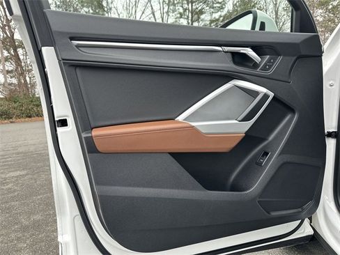 Used 2021 Audi Q3 2.0T Premium w/ Convenience Package image 14