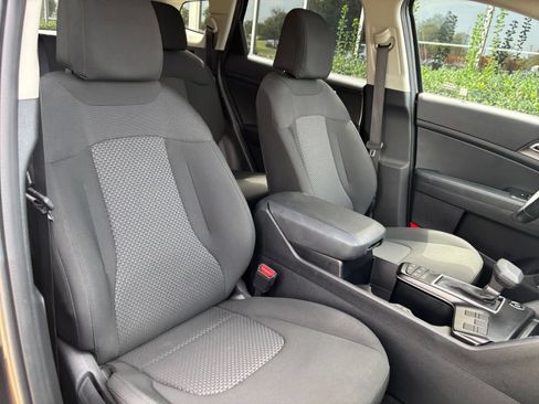Used 2026 Kia Sportage LX FWD image 36