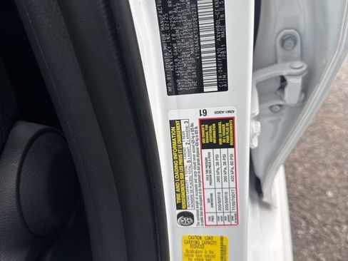 Used 2025 Toyota Camry LE image 53