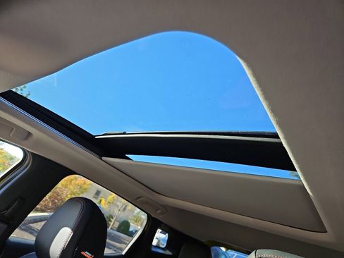 New 2026 Nissan Kicks SR w/ SR Premium Package image 13