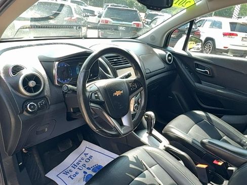 Used 2016 Chevrolet Trax LTZ AWD/4WD image 17
