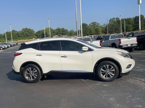 Used 2018 Nissan Murano SL w/ Cargo Package FWD image 2