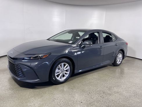 Certified 2025 Toyota Camry LE FWD image 7