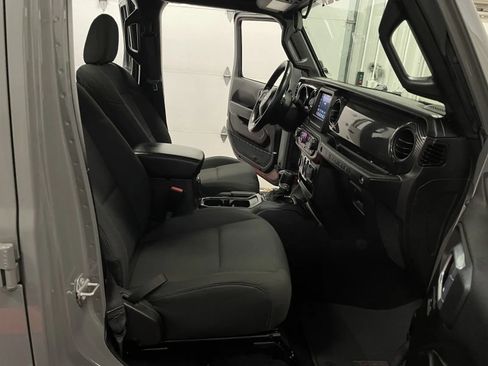Used 2021 Jeep Wrangler Unlimited Sport AWD/4WD image 45