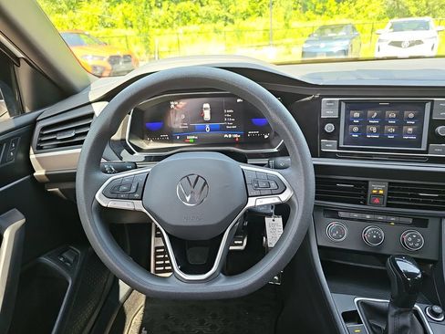 Used 2023 Volkswagen Jetta Sport FWD image 12
