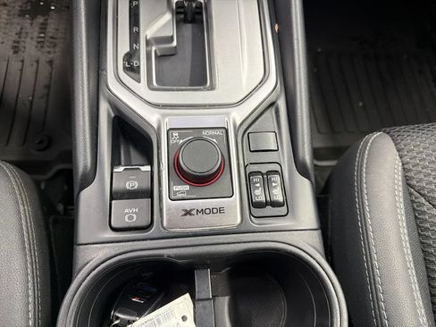 Used 2023 Subaru Forester Premium AWD/4WD image 22