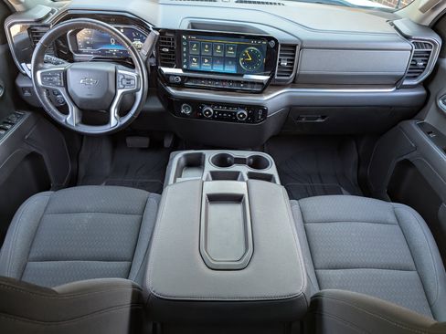 Used 2022 Chevrolet Silverado 1500 RST w/ Redline Edition AWD/4WD image 22