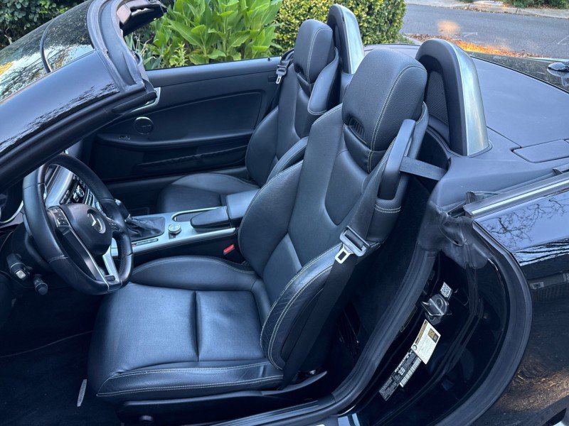 Used 2014 Mercedes-Benz SLK 250 image 15
