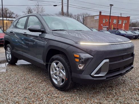 New 2026 Hyundai Kona SE image 2