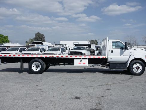 Used 2016 Ford F650 2WD Regular Cab Super Duty image 10