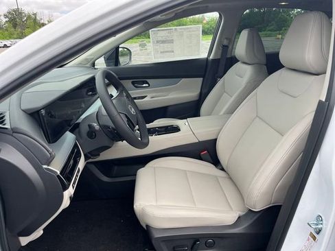 New 2025 Nissan Murano SL w/ Cargo Package AWD/4WD image 13