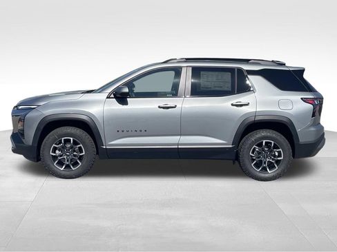 New 2026 Chevrolet Equinox ACTIV w/ Convenience Package III FWD image 6