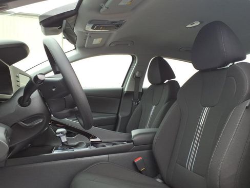 New 2026 Hyundai Elantra Blue FWD image 5
