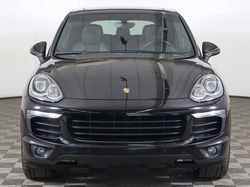 Used 2017 Porsche Cayenne AWD/4WD image 12