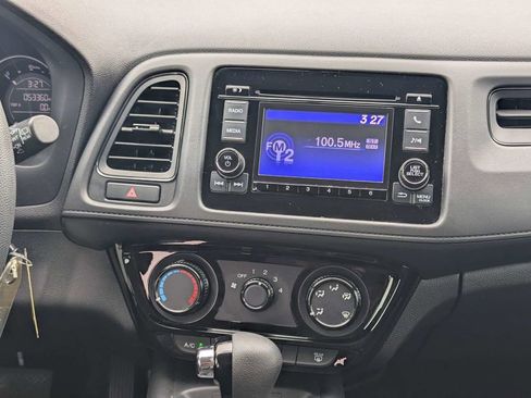 Used 2021 Honda HR-V LX image 18