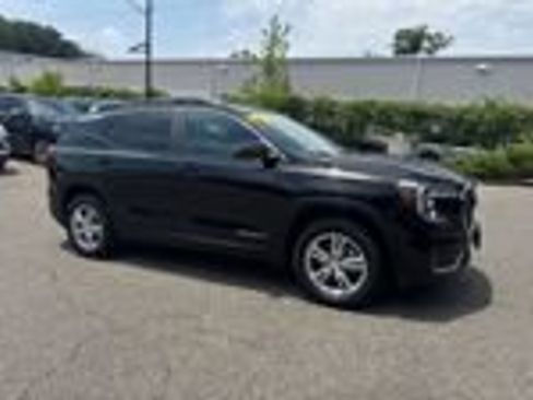 Used 2024 GMC Terrain SLE w/ Driver Convenience Package AWD/4WD image 1