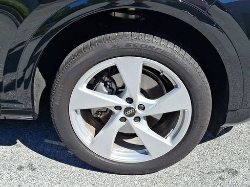 Certified 2025 Audi Q5 Premium Plus AWD/4WD image 8