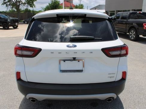 Used 2024 Ford Escape Active FWD image 6