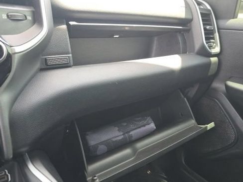 Used 2022 RAM 1500 Big Horn AWD/4WD image 21