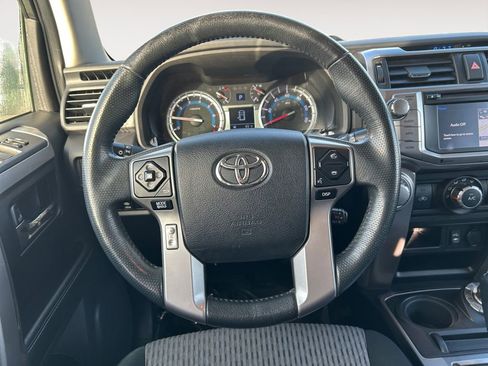 Used 2015 Toyota 4Runner SR5 image 14