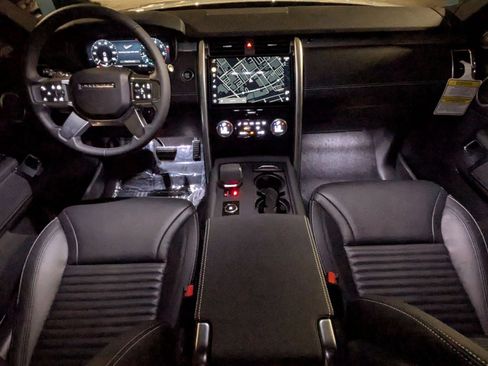 New 2026 Land Rover Discovery Dynamic SE AWD/4WD image 26