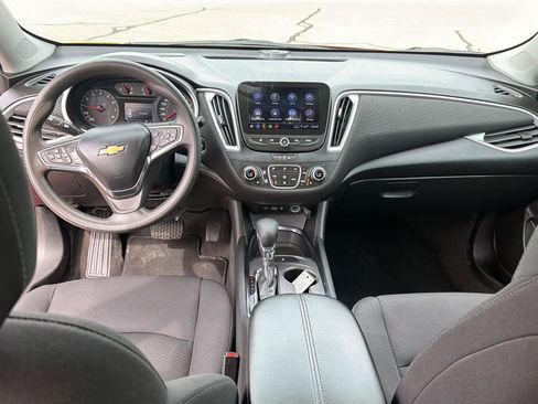 Used 2023 Chevrolet Malibu LT FWD image 28