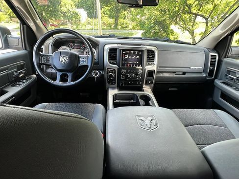 Used 2018 RAM 1500 Big Horn AWD/4WD image 11
