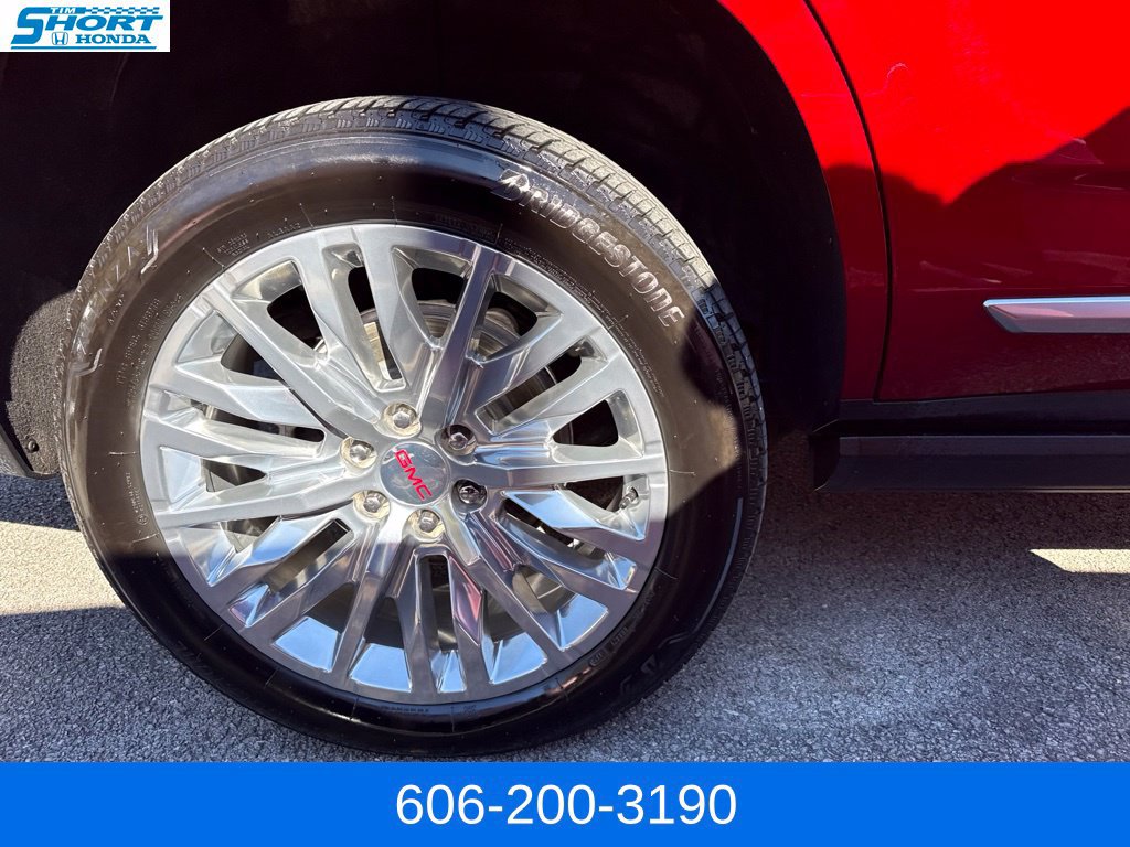 Used 2025 GMC Yukon Denali w/ Sun & Power Step Package AWD/4WD image 5
