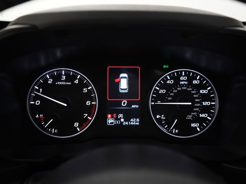 Used 2025 Subaru Forester Premium AWD/4WD image 27