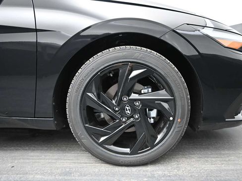 New 2026 Hyundai Elantra Sport FWD image 10