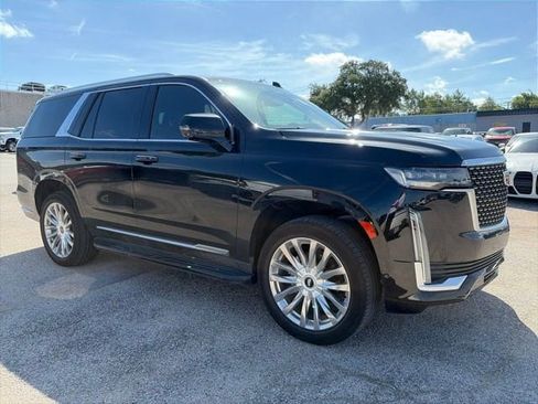 Used 2022 Cadillac Escalade Premium Luxury RWD image 1