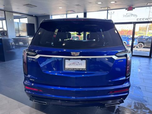 Used 2023 Cadillac XT6 Sport image 4