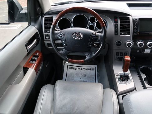 Used 2010 Toyota Sequoia Platinum image 30