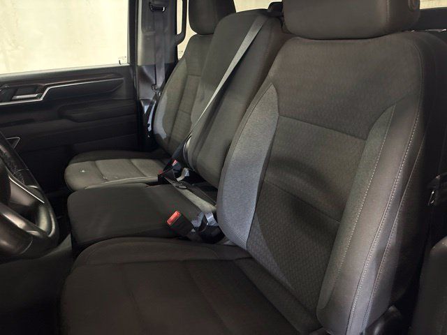 Used 2025 Chevrolet Silverado 2500 LT w/ Convenience Package AWD/4WD image 29