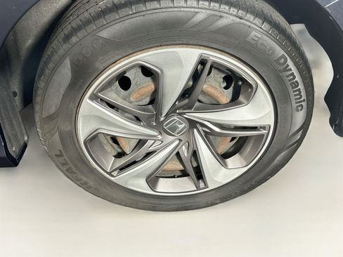 Used 2020 Honda Civic LX image 11