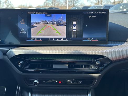 Certified 2026 BMW 330i xDrive Sedan w/ M Sport Package image 31