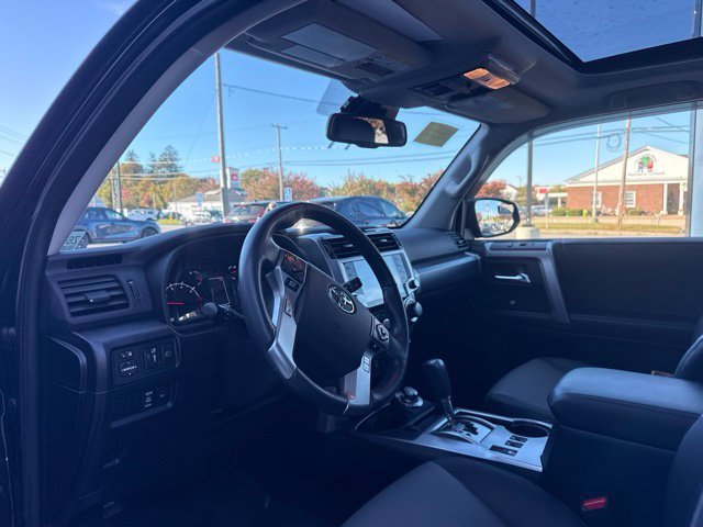 Used 2024 Toyota 4Runner SR5 Premium w/ Moonroof Package AWD/4WD image 12