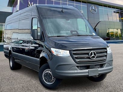New 2025 Mercedes-Benz Sprinter 4500