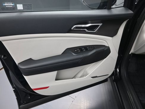 Certified 2026 Kia Sportage EX image 10