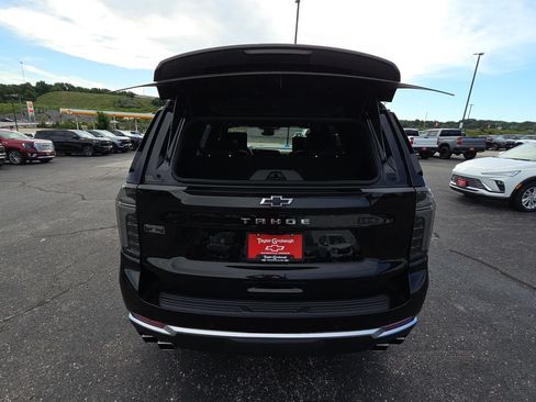 Used 2025 Chevrolet Tahoe High Country AWD/4WD image 37