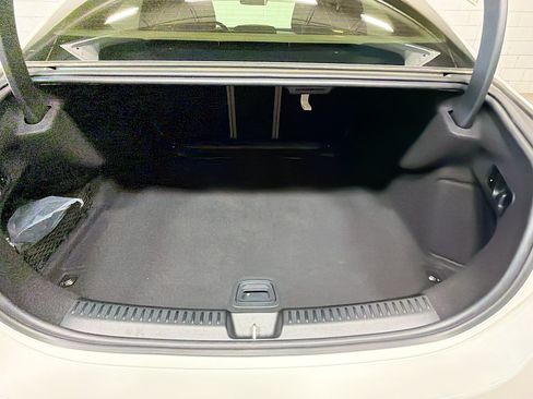 Used 2024 Mercedes-Benz E 350 4MATIC Sedan w/ Driver Assistance Package image 15