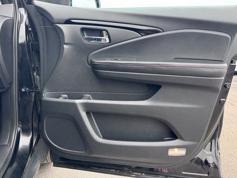 Used 2017 Honda Ridgeline Black Edition image 26