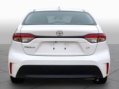 Used 2024 Toyota Corolla LE image 5